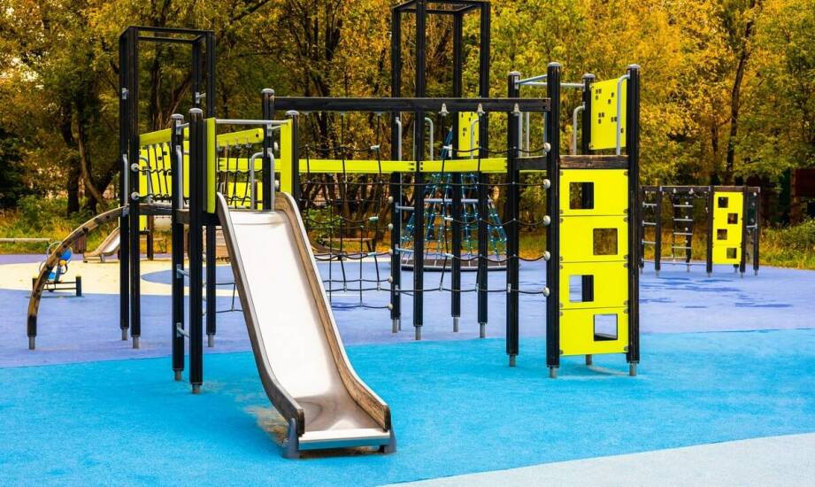 Rodzinna integracja przez zabawę – co oferuje plac zabaw na Kaszubach?