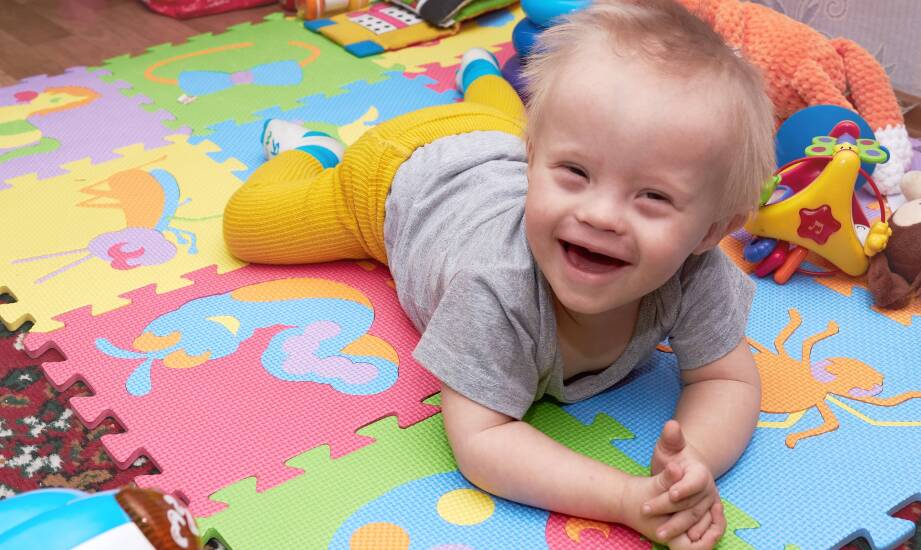 Jakie korzyści niesie ze sobą wybór personalizowanej maty do zabawy?