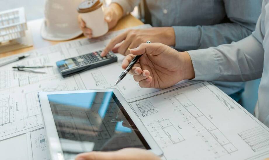 Dlaczego aktualizacja kosztorysów jest kluczowa dla projektantów i wykonawców?
