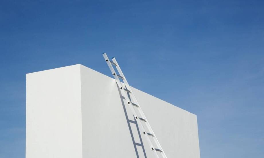 Innowacyjne technologie w przegubowych drabinach aluminiowych