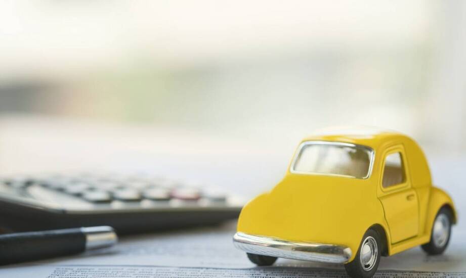 Jakie usługi dodatkowe mogą być zawarte w polisie komunikacyjnej?