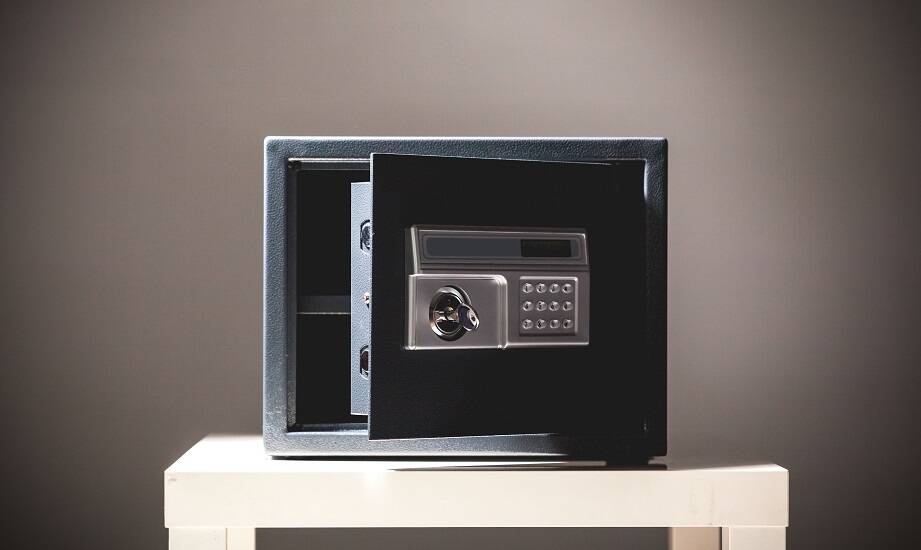 Zastosowanie sejfów wrzutowych w sektorze handlowym