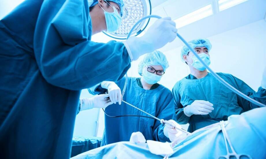 Cena operacji stawu skokowego: co obejmuje standardowy pakiet usług?