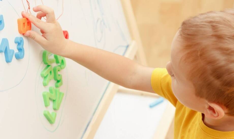 Jak wybrać idealne przedszkole dla pięciolatka — kluczowe kryteria i wskazówki