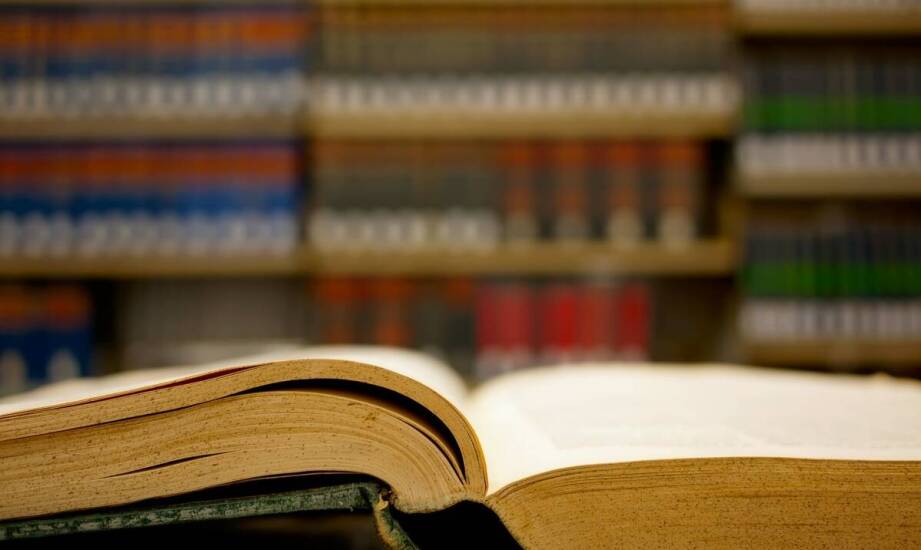 Jakie przepisy prawne musi znać księgowa?