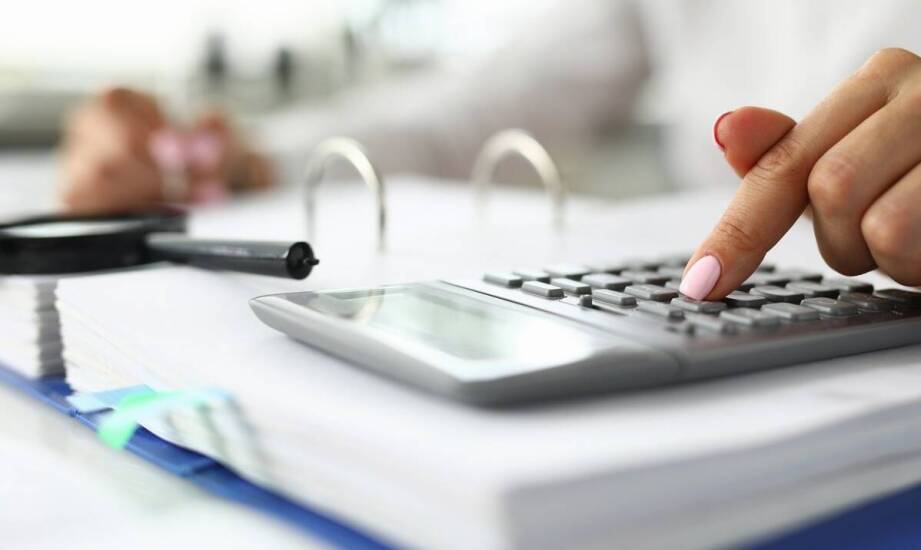 Jak działają usługi rachunkowe i kiedy warto z nich skorzystać?