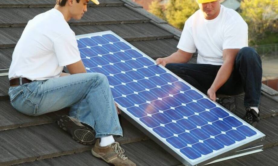 Jak działają instalacje fotowoltaiczne i co warto wiedzieć przed montażem?