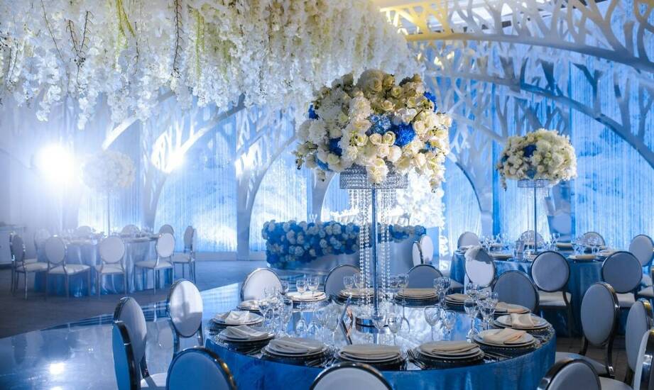 Najciekawsze pomysły na dekoracje ślubne — inspiracje i modne trendy