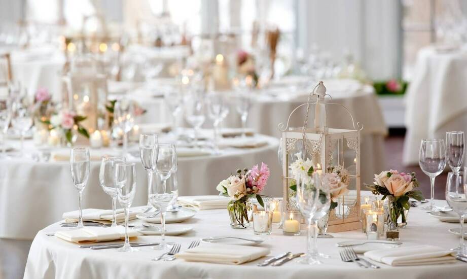 Najpiękniejsze pomysły na aranżację sali weselnej – inspiracje i trendy