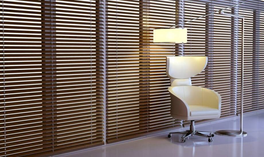 Żaluzje drewniane – stylowe rozwiązanie do każdego wnętrza