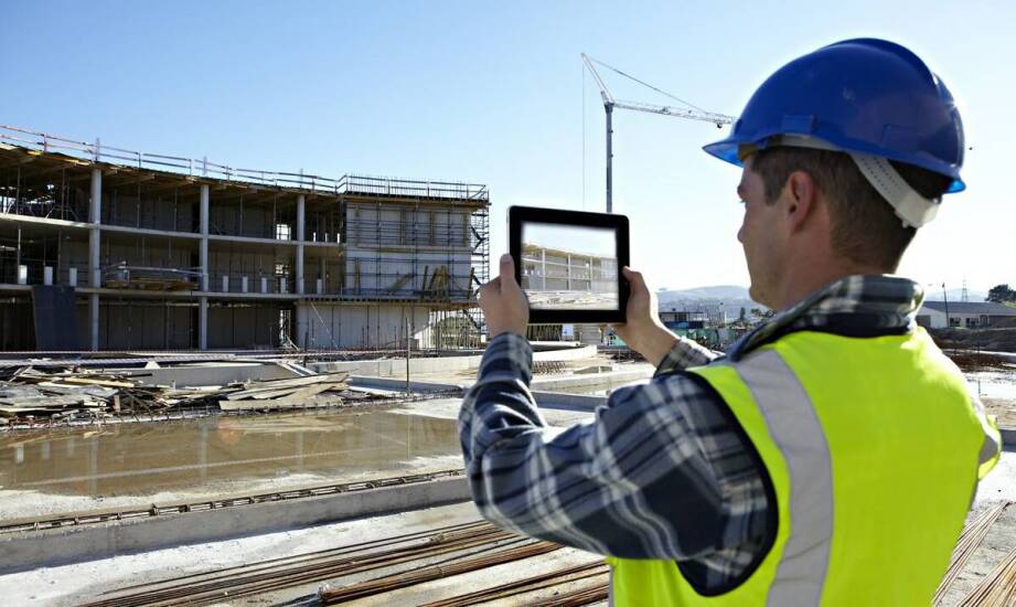 Jak często wykonywać przeglądy okresowe budynków i dlaczego są ważne?