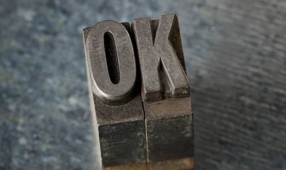 Porównanie ofert OC – jak znaleźć atrakcyjną polisę i uniknąć przepłacania