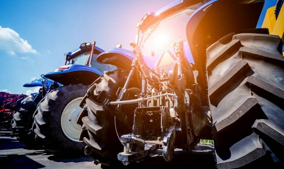 Jakie ubezpieczenie wybrać dla ciągnika siodłowego? Najważniejsze informacje