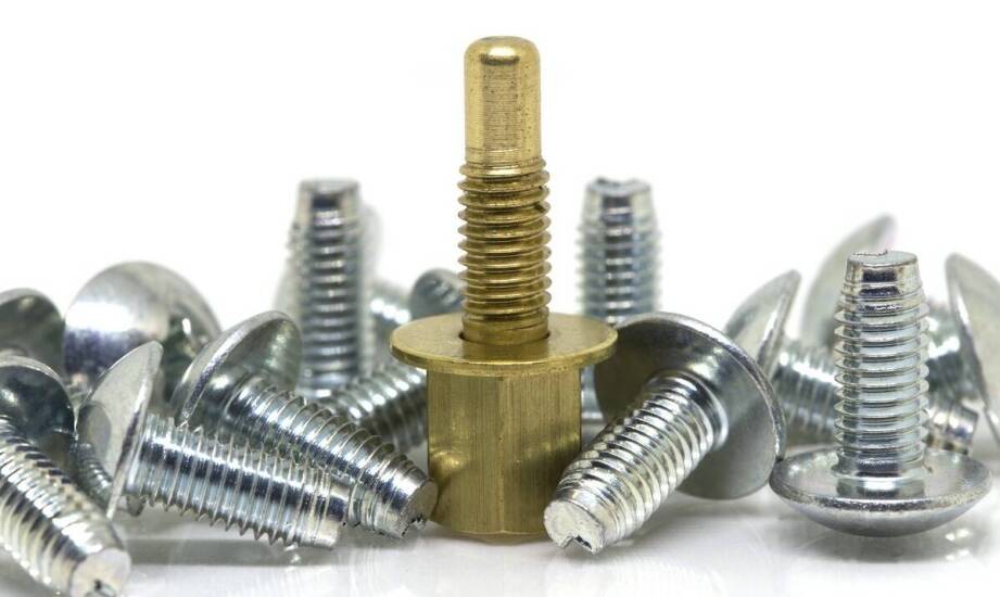 Rodzaje i zastosowania śrub – praktyczne porady dotyczące wyboru