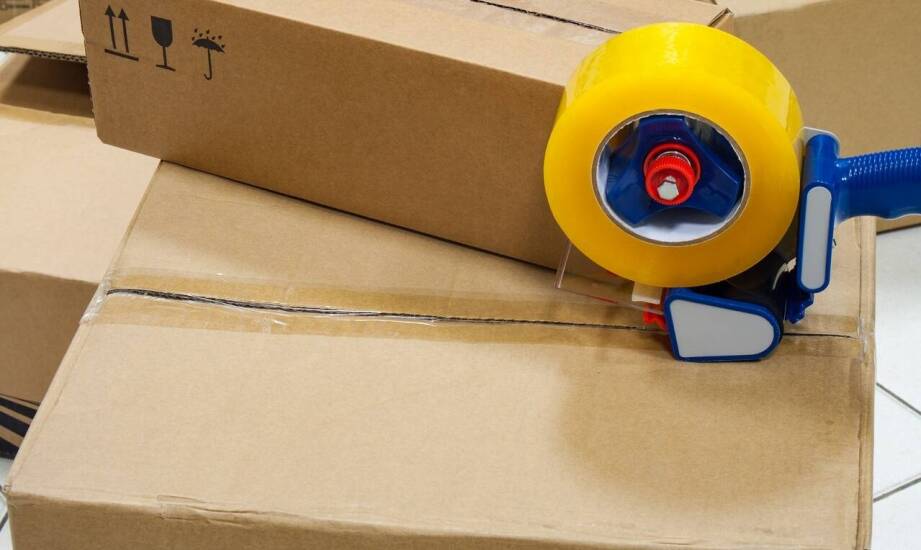 Opakowania kartonowe – zastosowania, rodzaje i zalety w różnych branżach