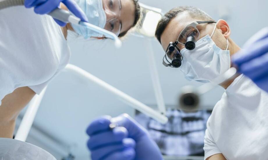 Jakie zabiegi oferuje stomatologia i kiedy warto z nich skorzystać?