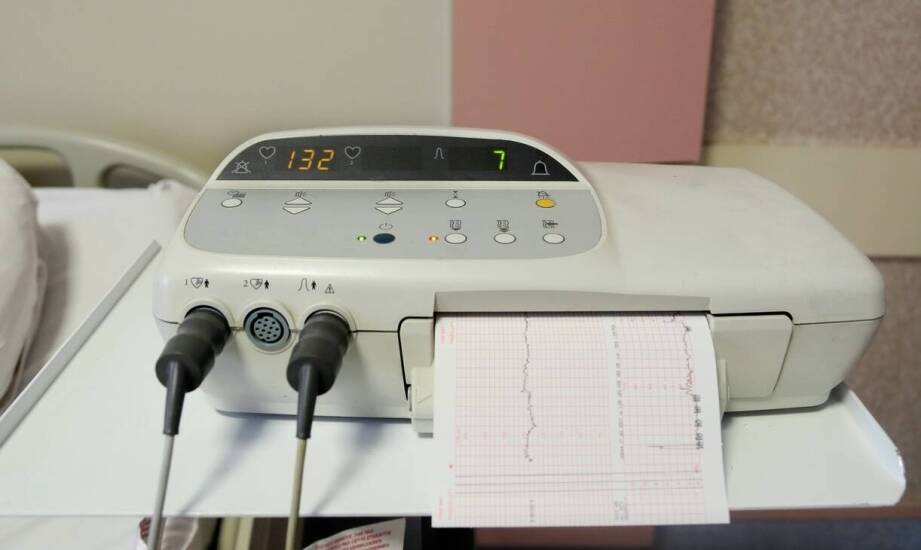 EEG – na czym polega badanie, jak się przygotować i kiedy warto je wykonać