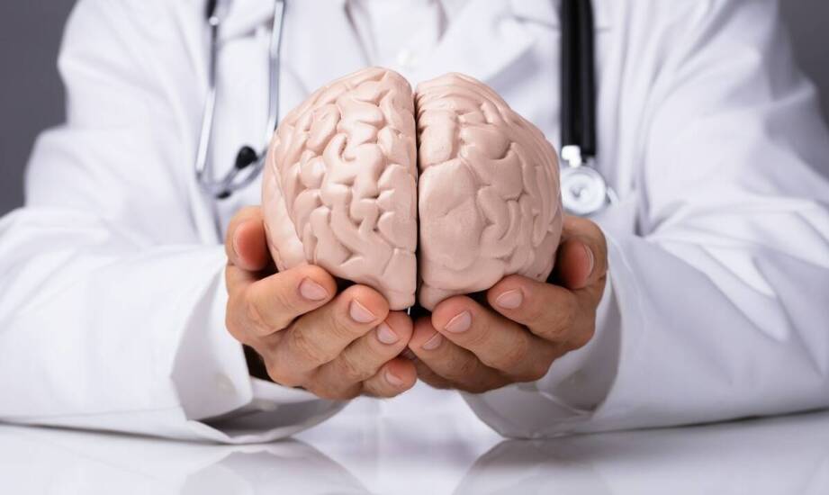 Czym zajmuje się neurologopeda i kiedy warto skorzystać z jego pomocy?