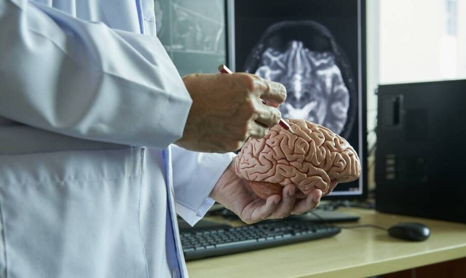 Kiedy warto skonsultować się z neurologiem i jak wygląda wizyta w gabinecie?