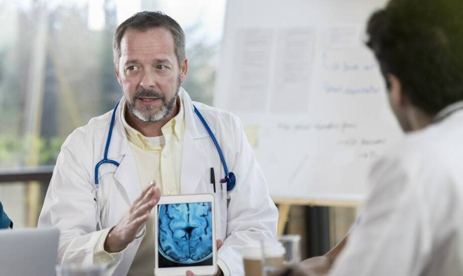 Jak wygląda konsultacja neurologiczna i kiedy warto z niej skorzystać?