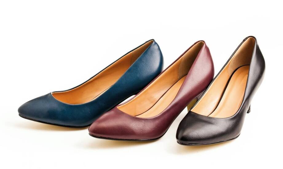 Elegancja na specjalne okazje – jak wybrać skórzane buty wieczorowe?