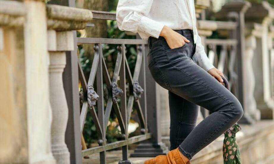 Kozaki z szeroką cholewką – jak wybrać idealny model do każdej sylwetki