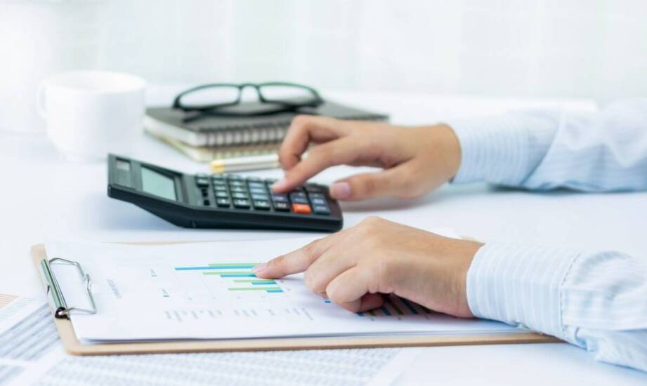 Najważniejsze aspekty skutecznej obsługi finansowej w firmach i instytucjach