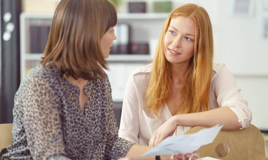 Jak działa doradca kredytowy i w czym może pomóc przy wyborze kredytu