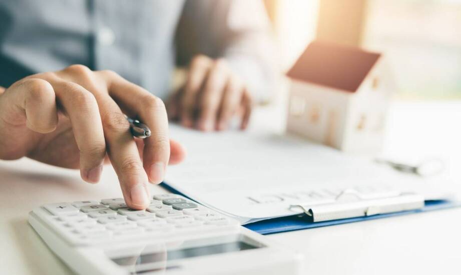 Jak wybrać korzystny kredyt hipoteczny? Kluczowe informacje przed decyzją