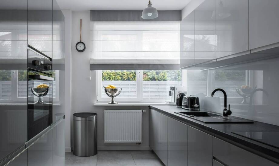 Szkło w kuchni – pomysły na aranżację i praktyczne zastosowania