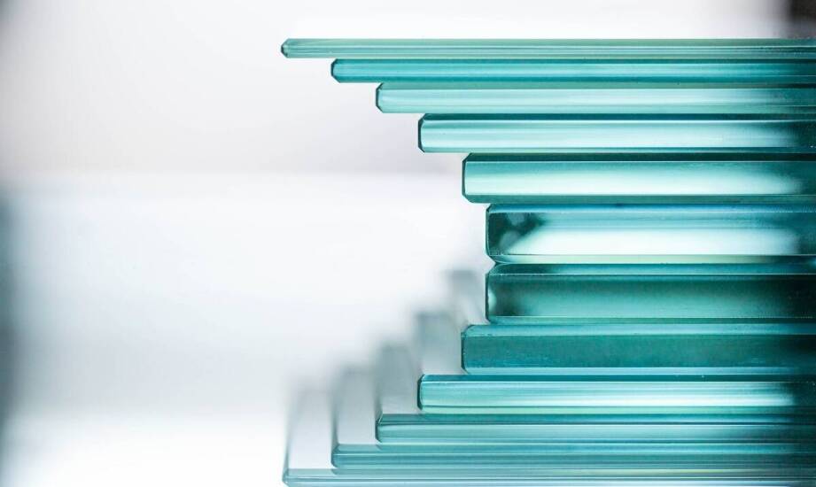 Szklane panele kuchenne Lacobel – zalety, zastosowanie i inspiracje