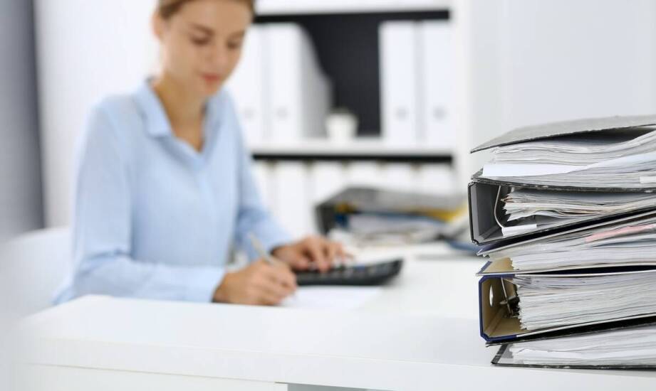 Jak działa biuro rachunkowe i jakie korzyści oferuje firmom?