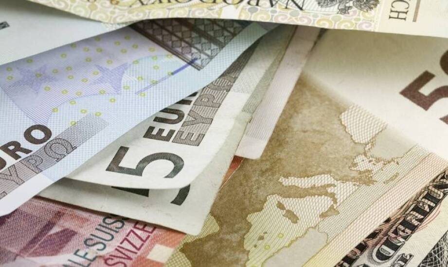 Aktualne kursy walut i działanie kantorów – najważniejsze informacje