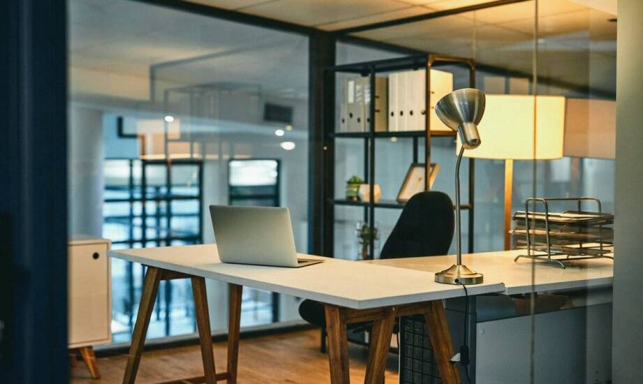 Jak wybrać kantor oferujący korzystne kursy i bezpieczne transakcje?