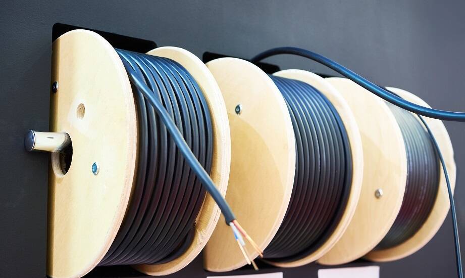Jakie są najnowsze trendy w projektowaniu rolek do rozwijania kabli?