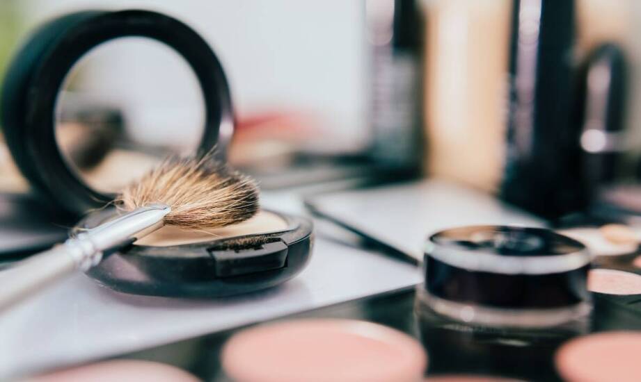 Najważniejsze rodzaje kosmetyków stosowanych w gabinetach kosmetycznych