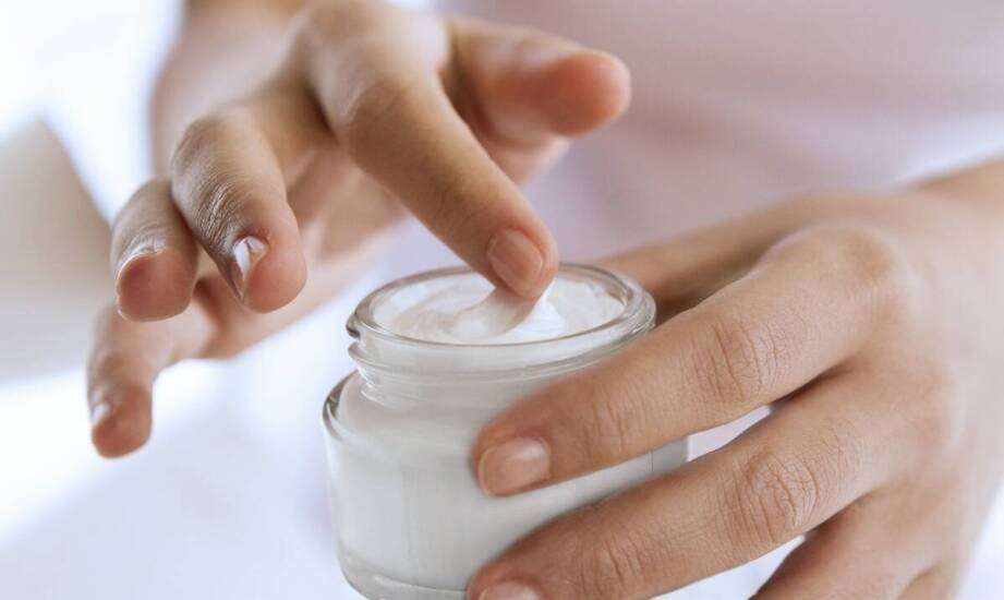 Jak wybrać skuteczny krem na zrogowacenia i poprawić kondycję skóry