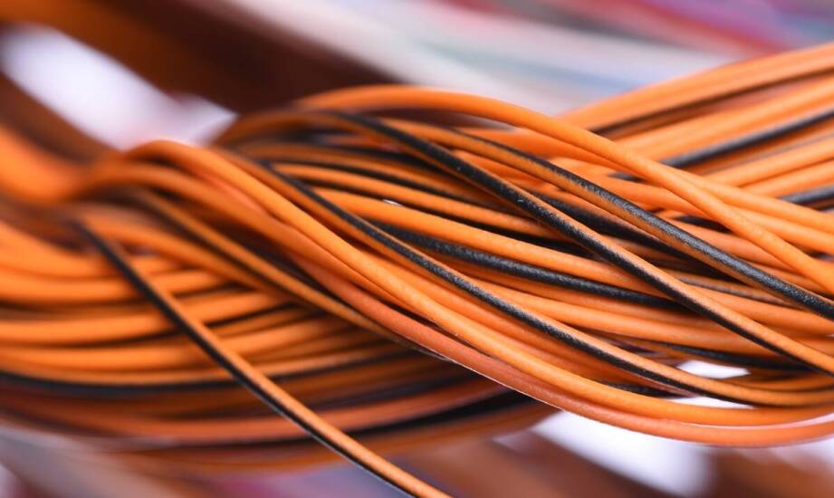 Zastosowania oraz właściwości drutów płaskich w różnych branżach