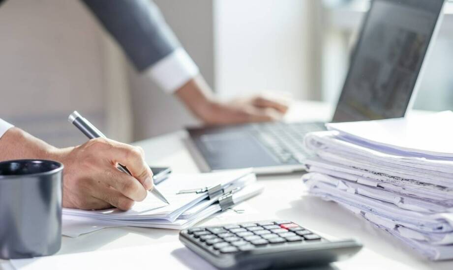 Pełna księgowość – obowiązki, etapy wdrożenia i znaczenie dla rozwoju firmy