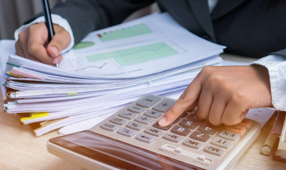 Księgowość – najważniejsze zasady i korzyści dla każdego przedsiębiorcy