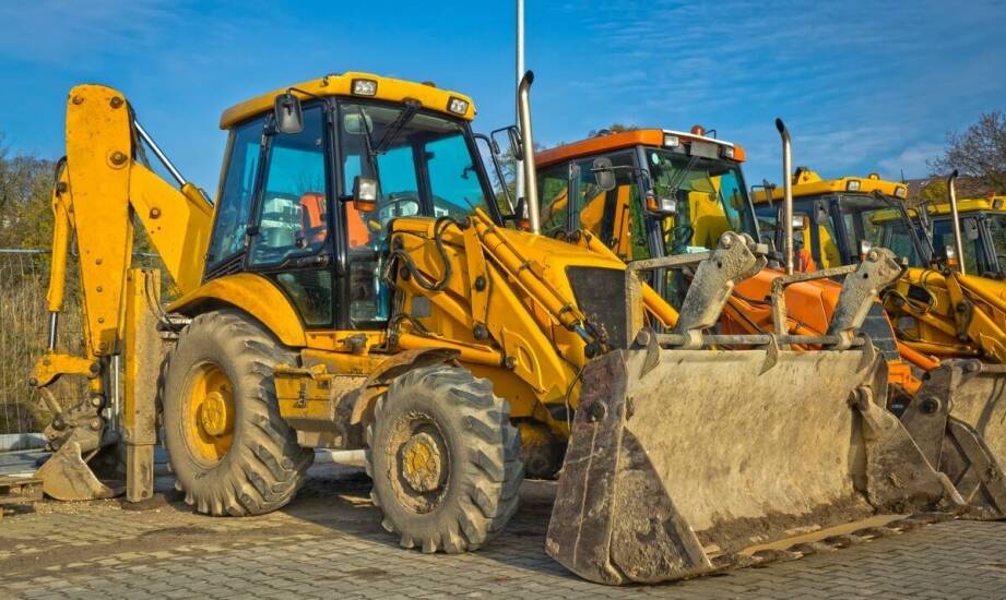 Co warto wiedzieć przed wypożyczeniem sprzętu budowlanego na inwestycję