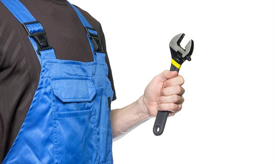 Jak przebiega naprawa elektronarzędzi i kiedy warto oddać sprzęt do serwisu