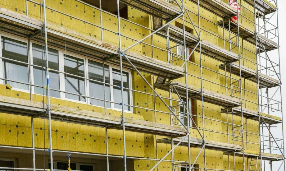 Rusztowania – najważniejsze informacje o wynajmie i zastosowaniu