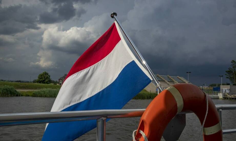 Jak przebiega transport zwłok z zagranicy krok po kroku – kluczowe informacje