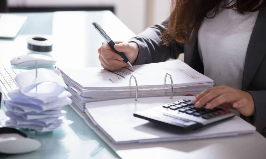 Czym zajmuje się biuro rachunkowe i jak wybrać najlepszą ofertę?
