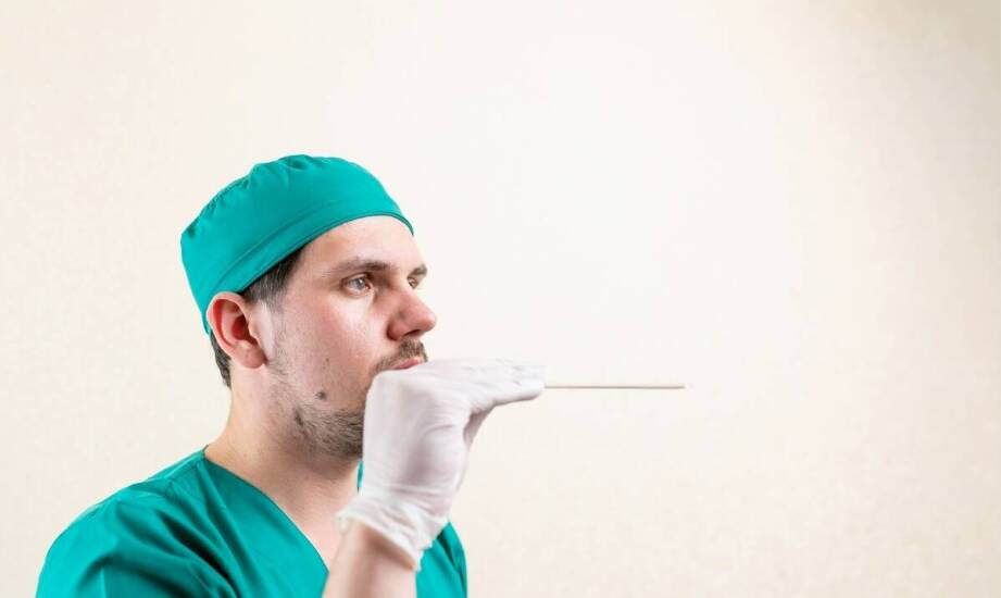 Jakie zabiegi wykonuje chirurg szczękowy i kiedy warto z nich skorzystać?