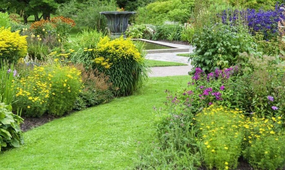 Pomysły na aranżację ogrodu – inspiracje, trendy i praktyczne rozwiązania