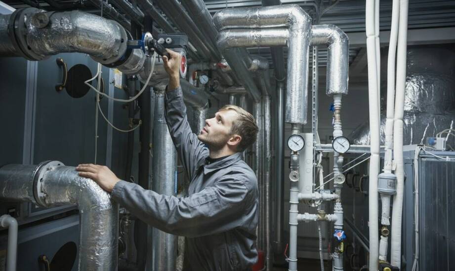 Jak przebiega instalacja pompy ciepła i na co zwrócić uwagę?