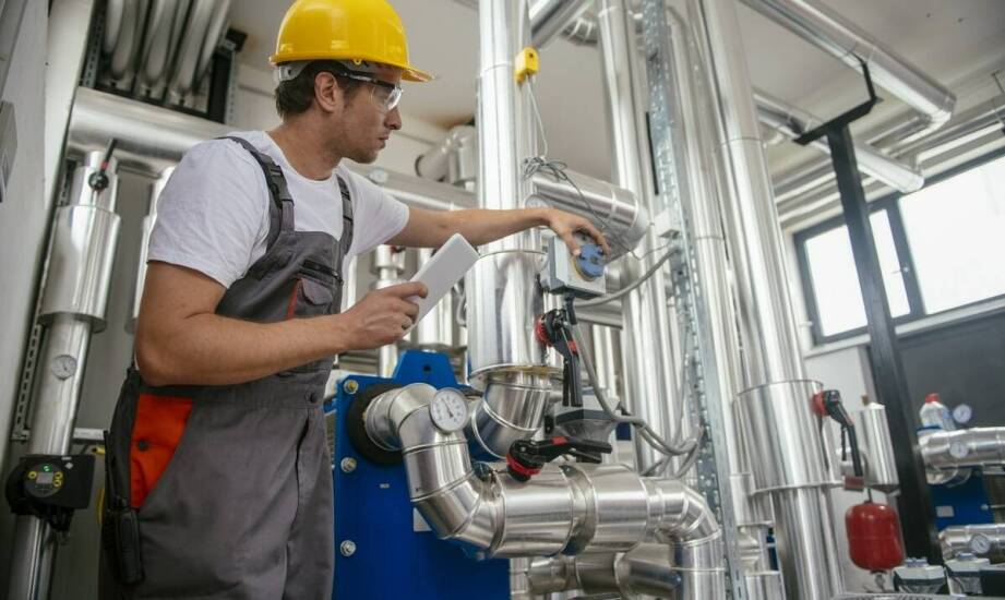 Instalacja centralnego ogrzewania – przegląd dostępnych rozwiązań i możliwości