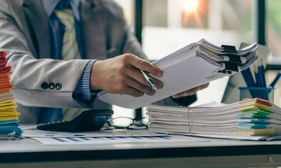 Prowadzenie ksiąg rachunkowych w firmie – obowiązki, proces i najczęstsze wyzwania